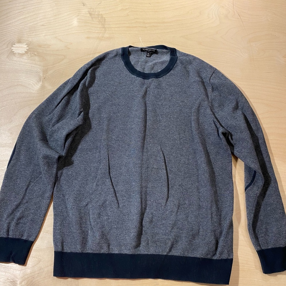 Banana Republic Sweater XL AW) - Picture 2 of 11